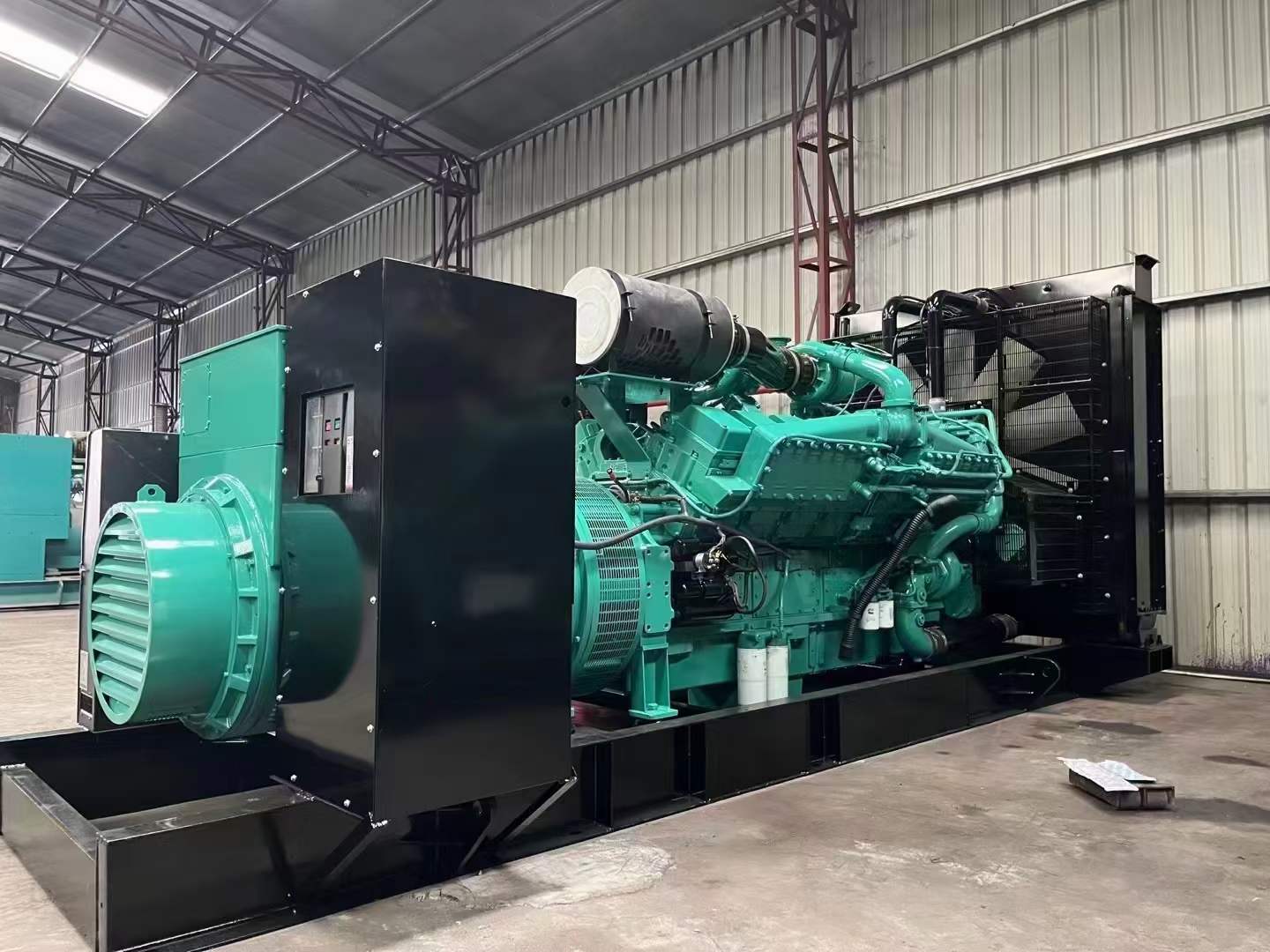 乌审如何降低 800kW 柴油发电机输出电流的波动？