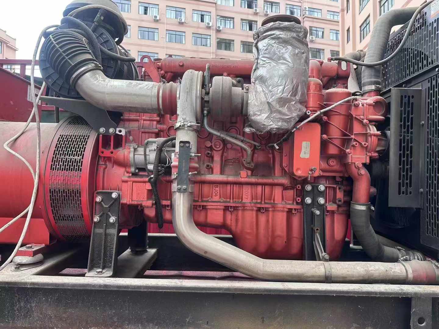 乌审如何选择适合 600kW 柴油发电机组的过载保护器？