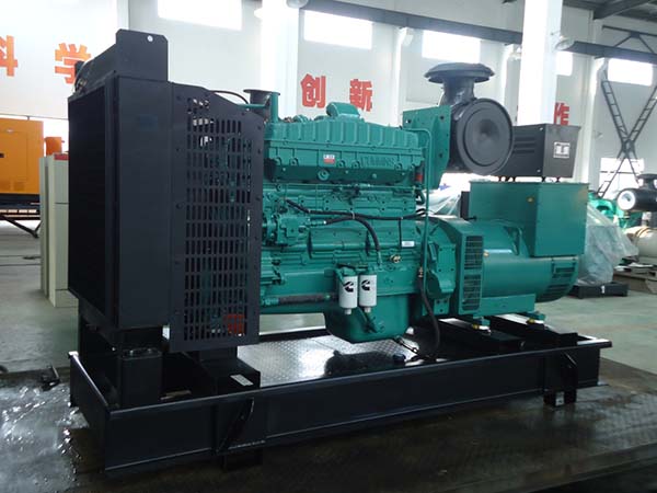 乌审更换发电机组燃油预热装置的加热元件需要哪些工具？